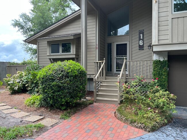 Photo - Beautiful Furnished Marsh Front Home - Fle...