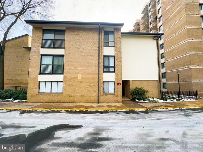 6 Monroe St Unit 6-301