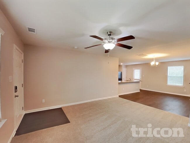 Photo - 3412 Vedette Ln