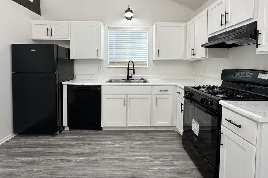 Kingsridge East Apartments