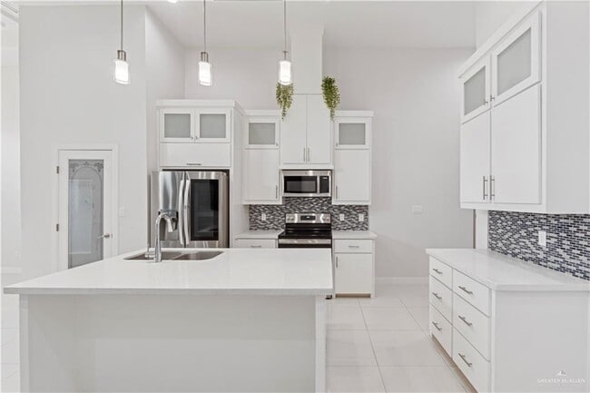 Photo - 28 Ozark Ave