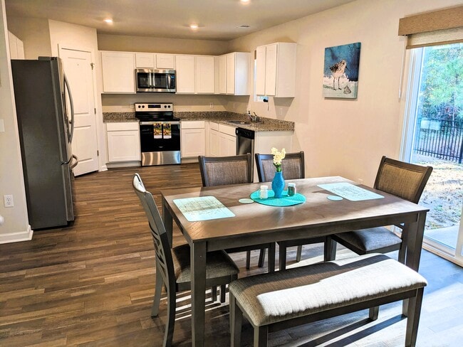 Photo - 768 Pantego Blvd SE