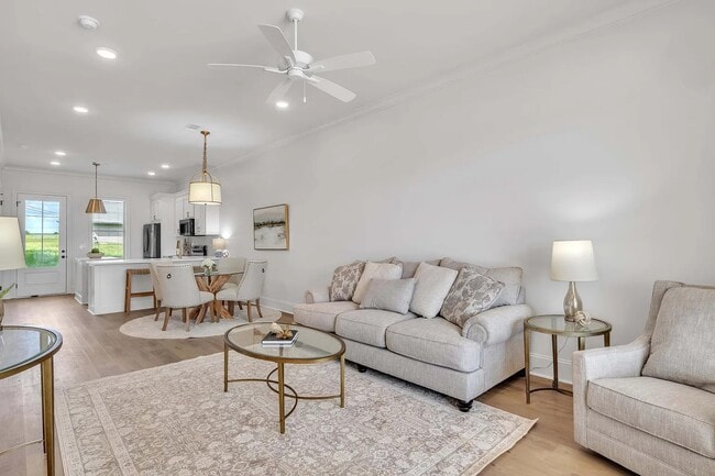 Photo - 96 Breezeway Cove