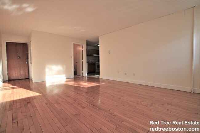 Photo - 10 Armington St Unit 4