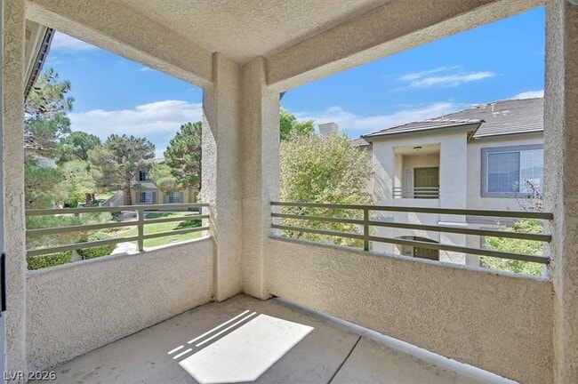 Photo - 1709 King James St Unit 204