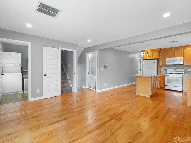 Photo - 348 1st St Unit 2