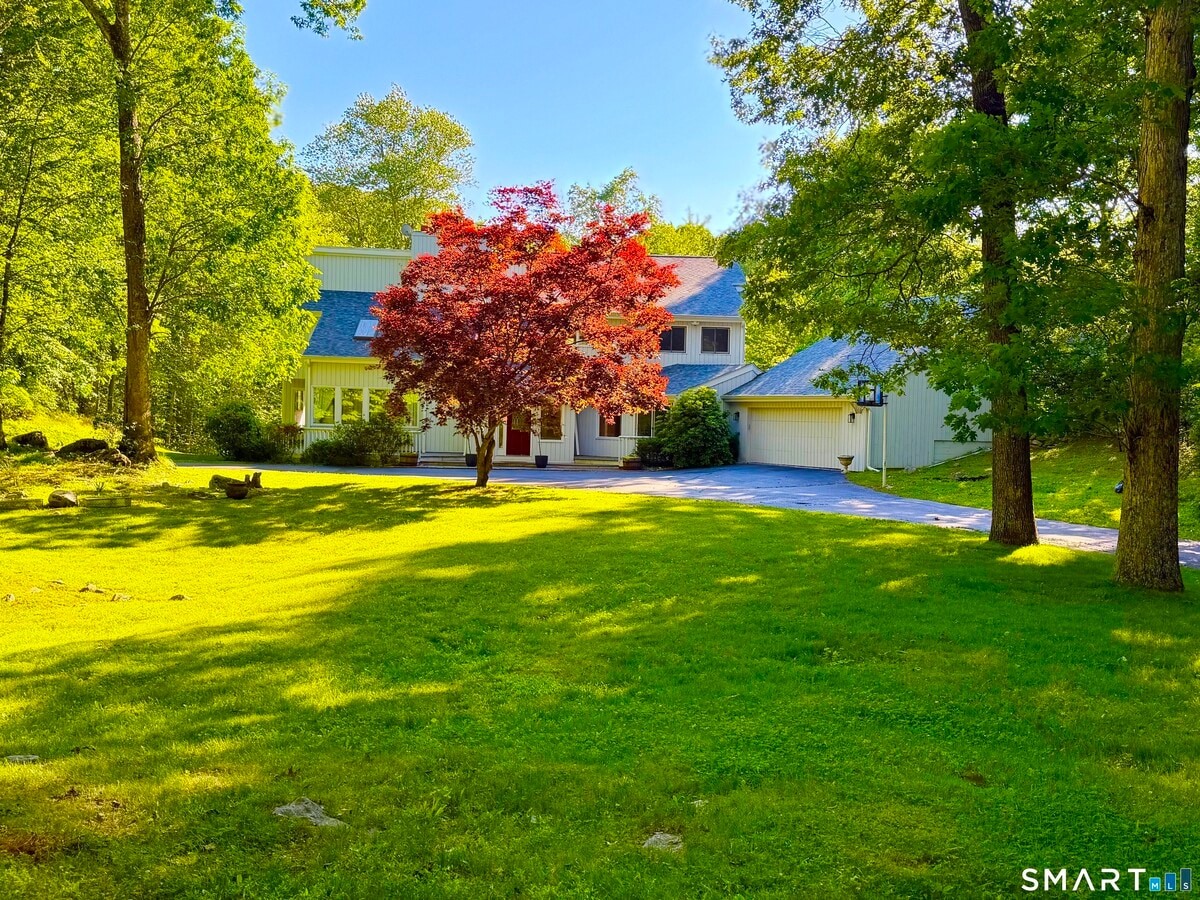 Photo - 40 Greenfield Dr