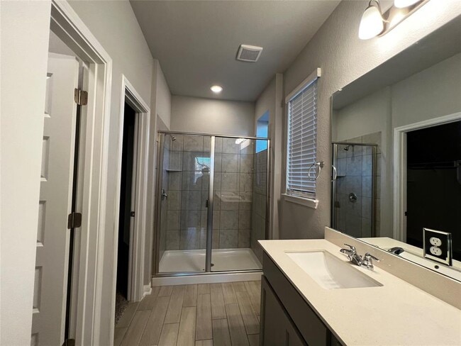 Photo - 2720 Juniper Woods Rd