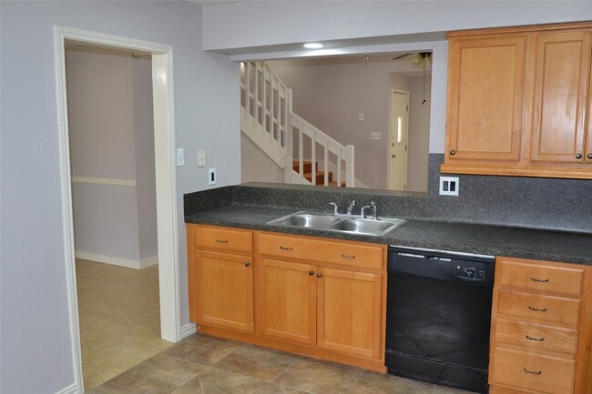 Photo - 12023 Woolford Dr