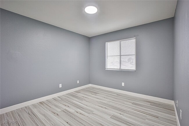 Photo - 1845 Navajo Lake Way