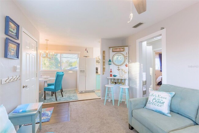 1761 1/2 28th Ave N Unit 1/2