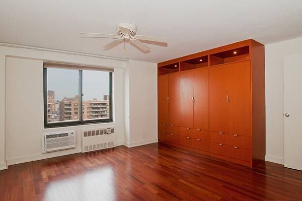 Building Photo - 382 Central Prk W Unit 20C