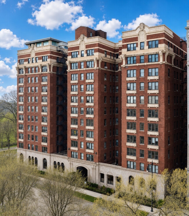 Building Photo - 5300 S Shore Dr Unit 44