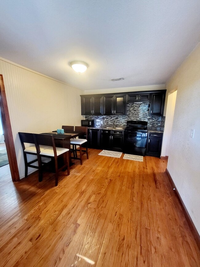 Photo - 1546 Locust St Unit A