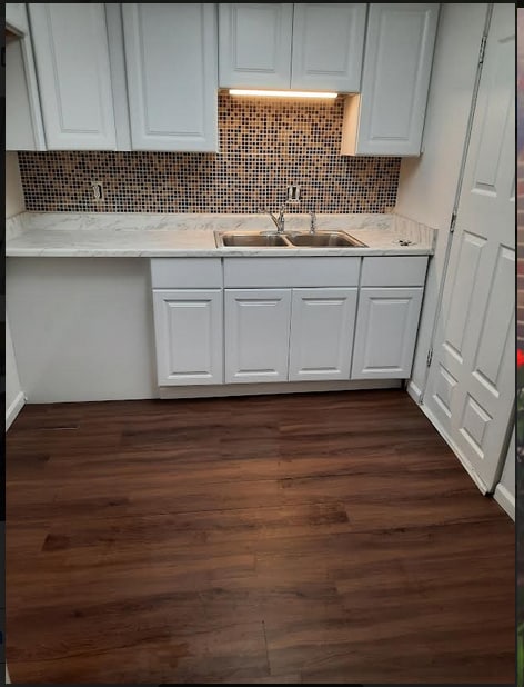 Building Photo - 5830 Balsam Rd Unit Balsam Apartments #4