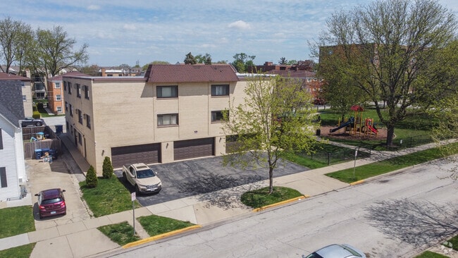 Building Photo - 1258 Brown St Unit 204 Rental