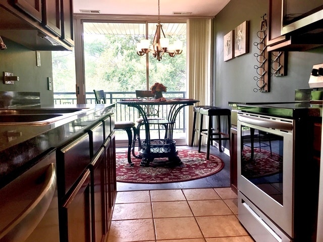 Photo - 6020 Oakwood Dr Unit 3J