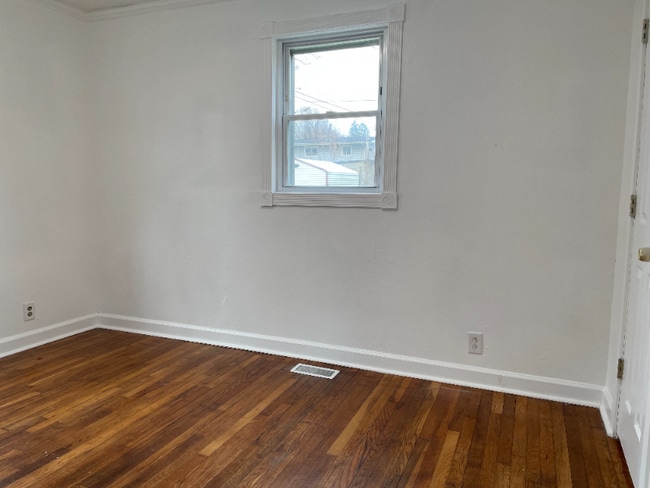 Photo - 1007 E Unaka Ave Unidad 1