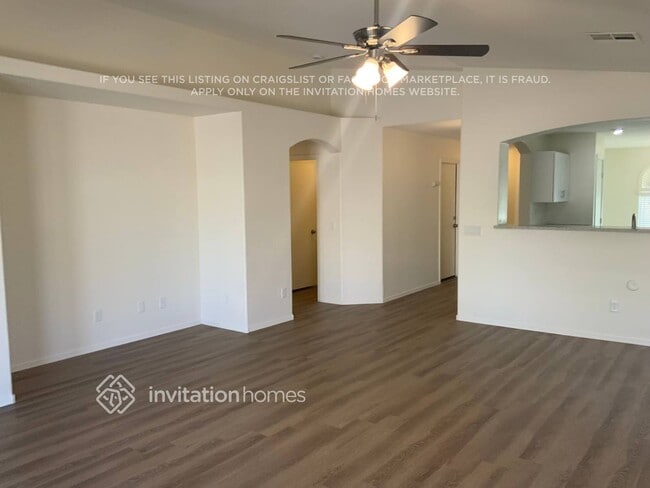 Photo - 10538 W Roanoke Ave