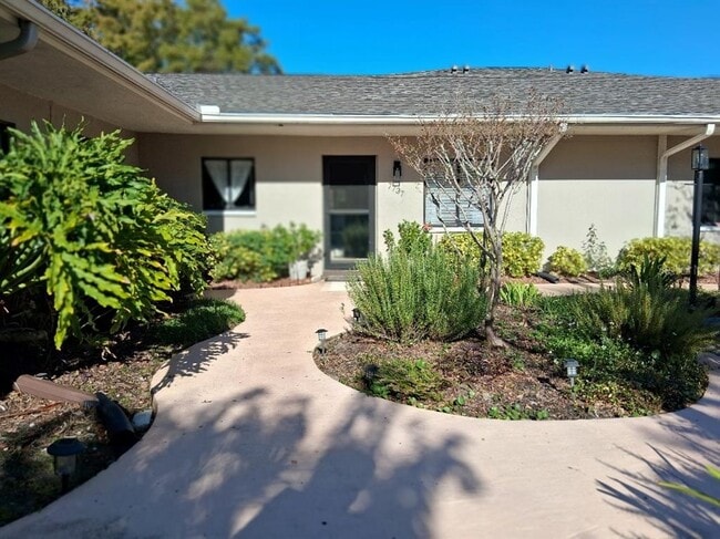 Building Photo - 7737 Eureka Dr Unit 203