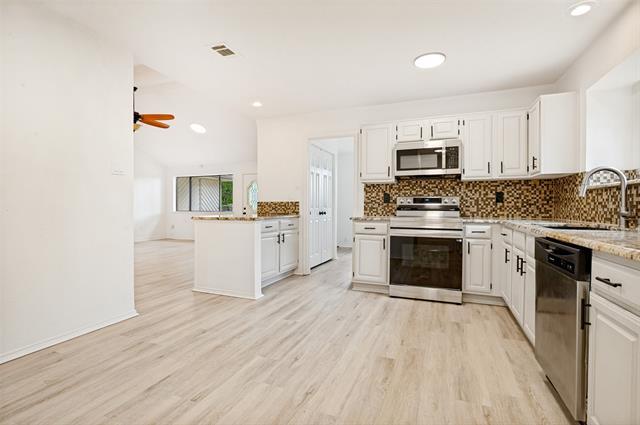 3524 Sweet Wood