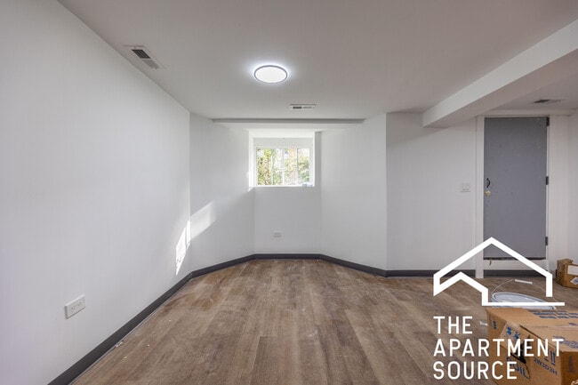 Photo - 1626 N Fairfield Ave Unit G