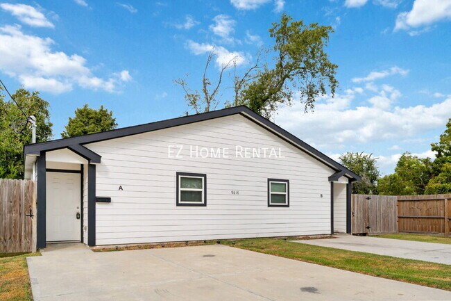 Photo - 8617 Clarington St Unidad A