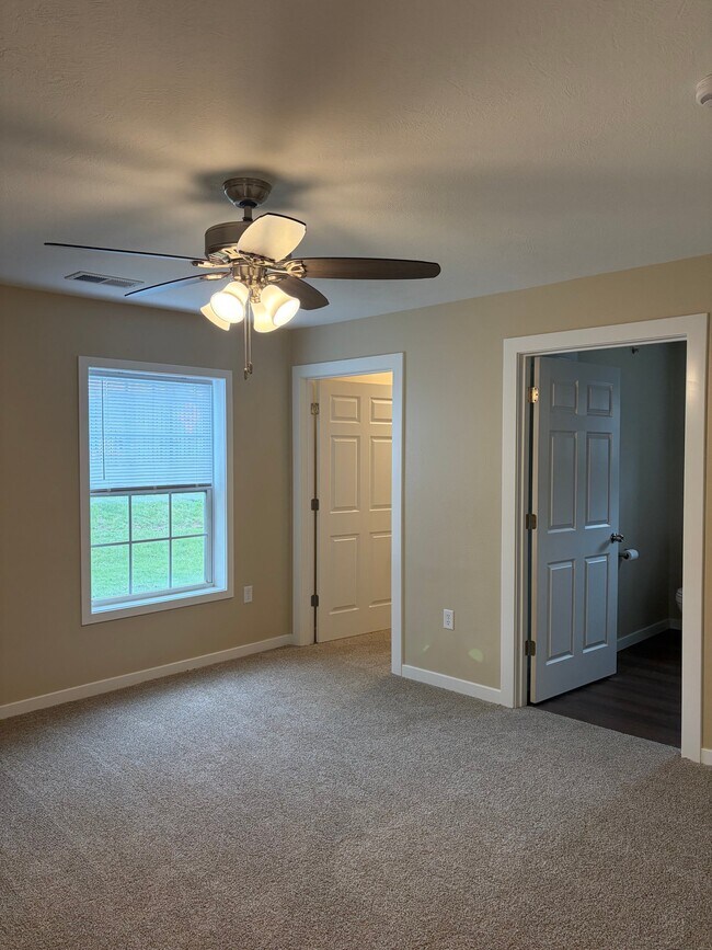 Photo - 1365 S Scenic Ave Unidad A101