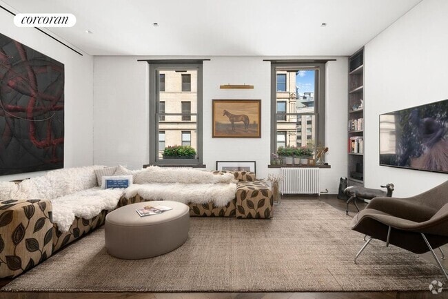Building Photo - 131 Watts St Rental