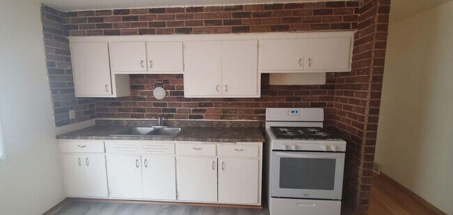 Photo - 5165-5167 N 45th St Unidad 5167