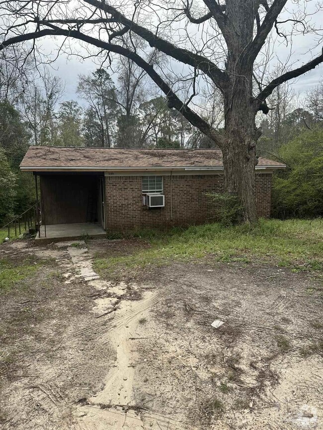 Building Photo - 7140 N Century Blvd Rental