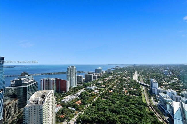 Building Photo - 1300 S Miami Ave Unit 2206 Rental