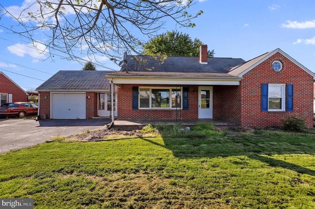 Photo - 12227 Williamsport Pike