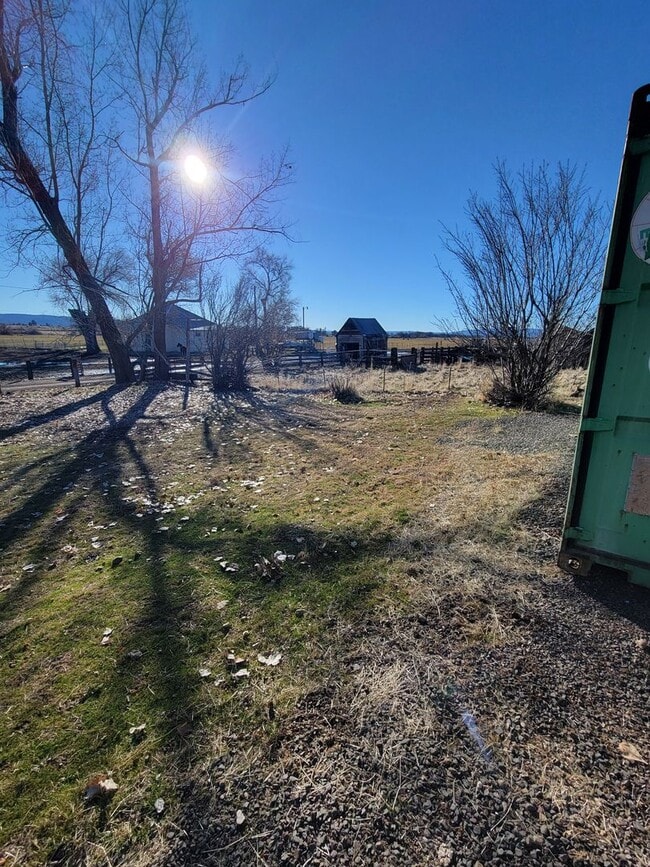 Photo - 1 bed/1 bath in Adin CA