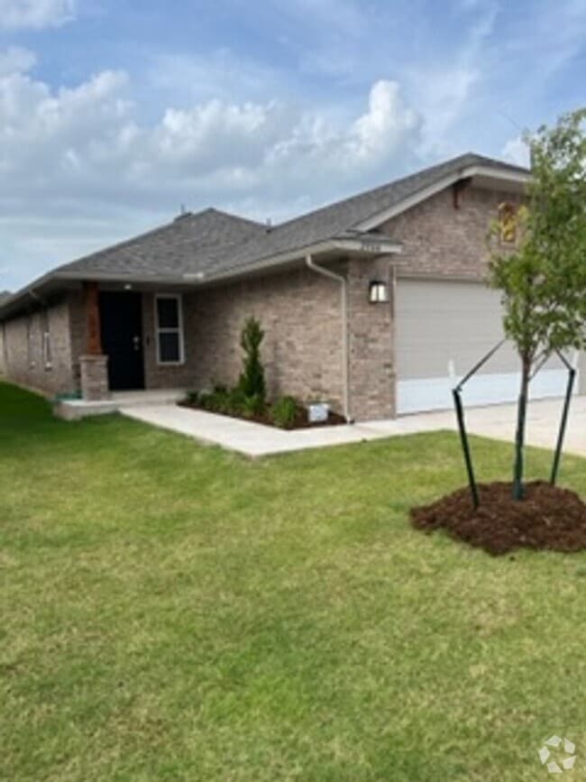 Building Photo - New Home!