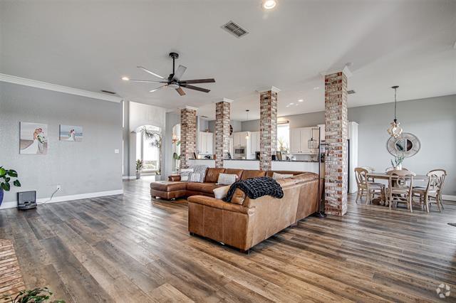 Building Photo - 4308 Enchanted Oaks Dr Rental