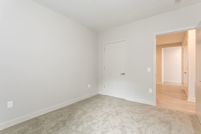 933 the U Apartment Homes