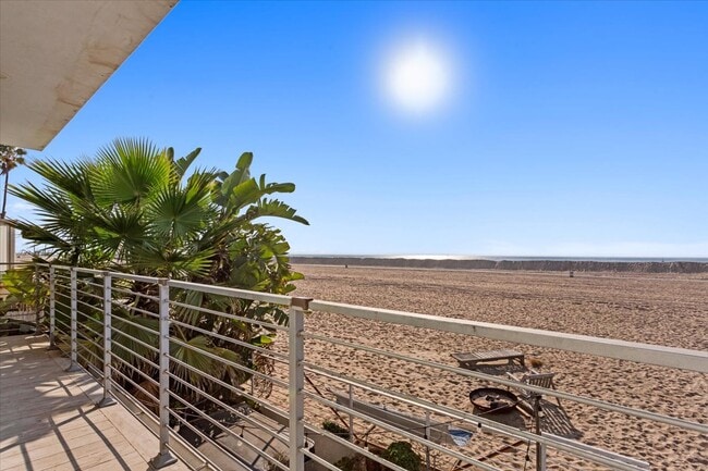 Building Photo - 6955 Trolleyway Unit B