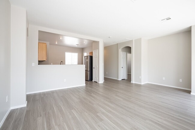 1015 Cove Palisades Dr