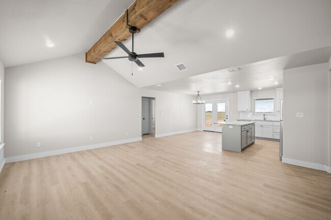 10611 East C R 7400