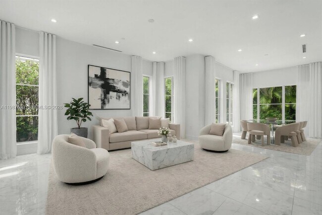 Photo - 315 Santander Ave