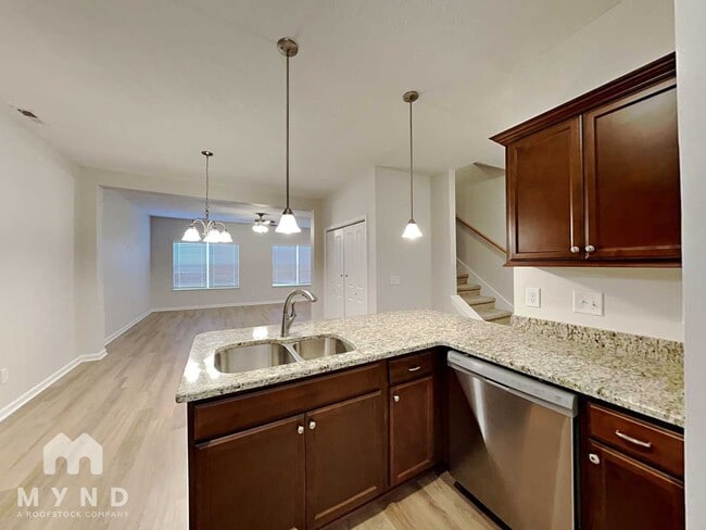 Photo - 302 Negri Ct