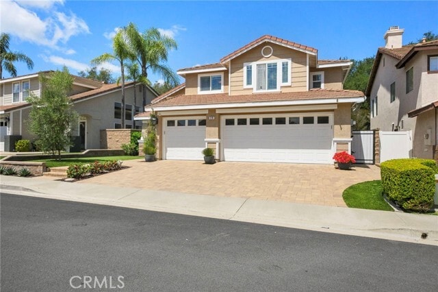 Photo - 29 Apache Dr