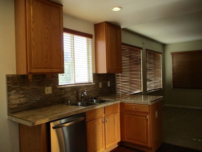 Photo - Northwest Suburban  Beauty