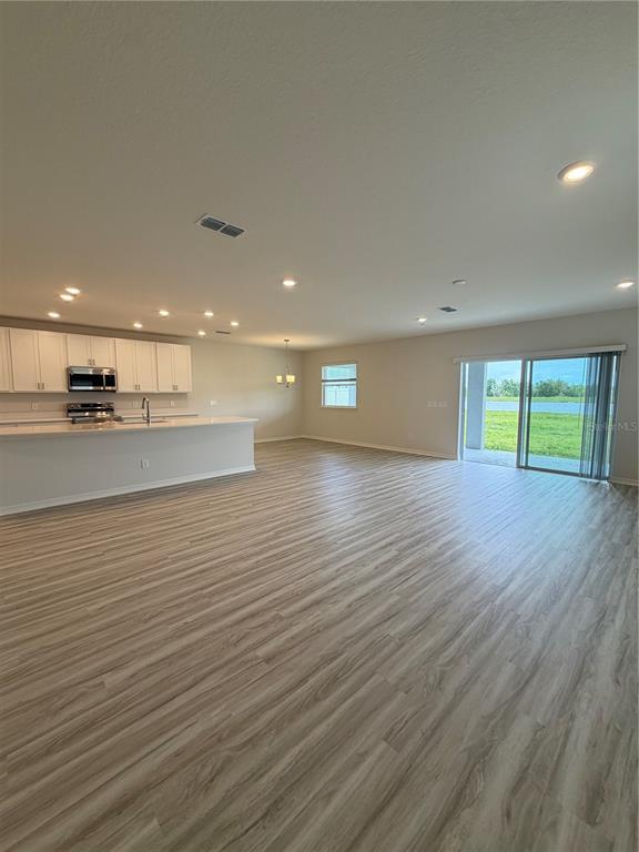 Photo - 827 Cypress Creek Run