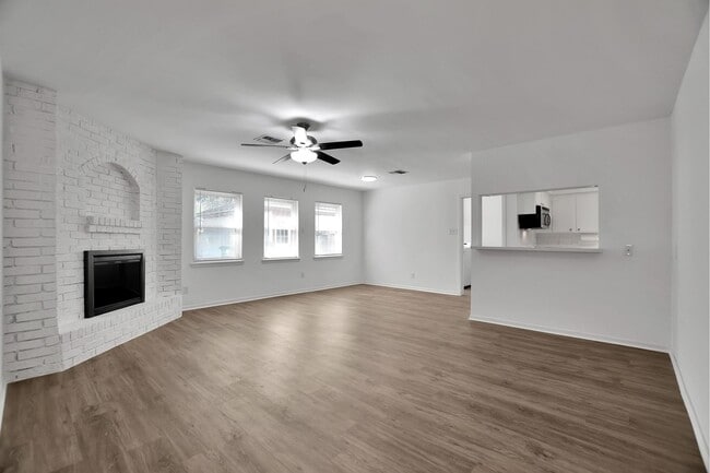 Building Photo - 10513 Moorberry Ln