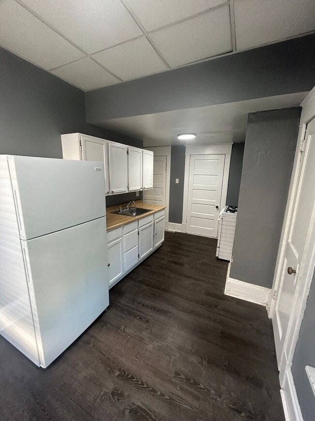 439 College Ave Unit B