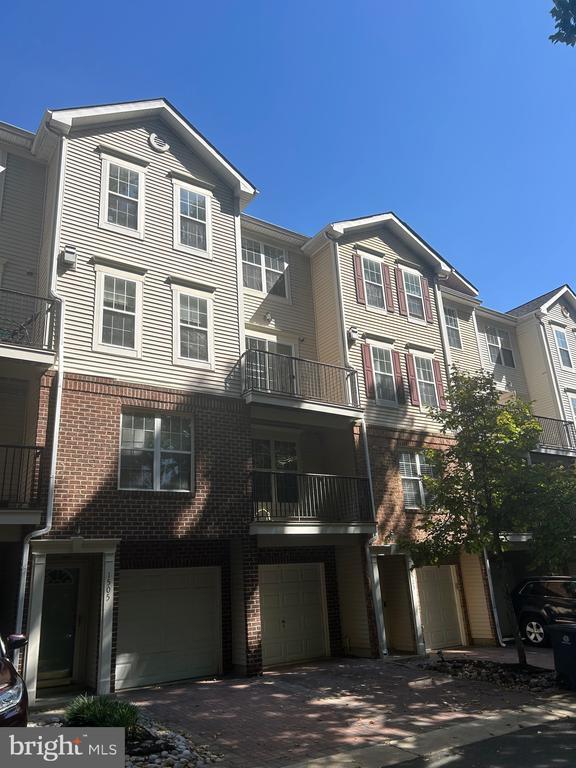 Building Photo - 1505 Post Oak Dr Rental