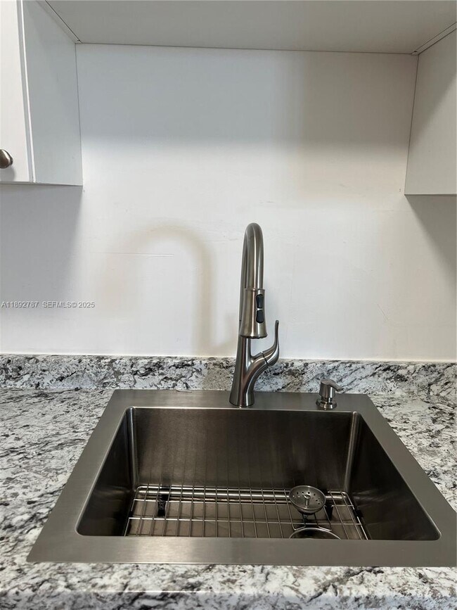 Photo - 500 NE 2nd St Unit 426