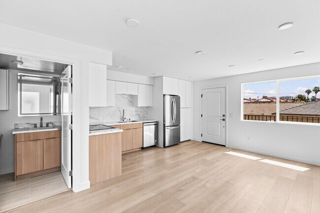 1259 Lincoln Ave Unit 103
